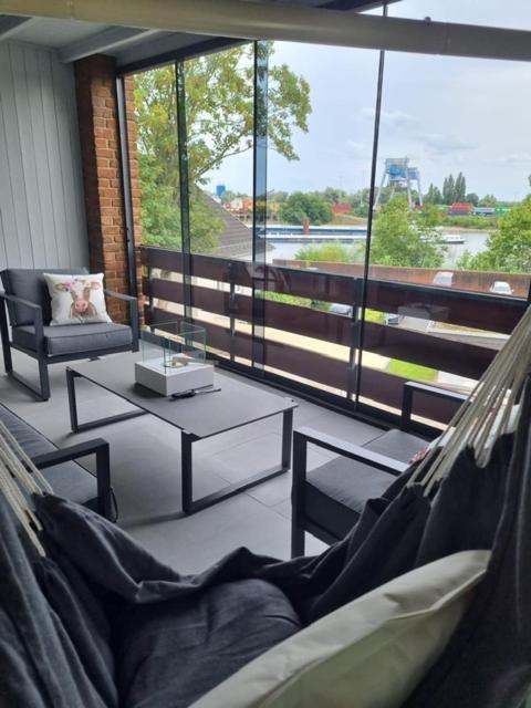 אמריך Ferienwohnung Am Rheinpark מראה חיצוני תמונה