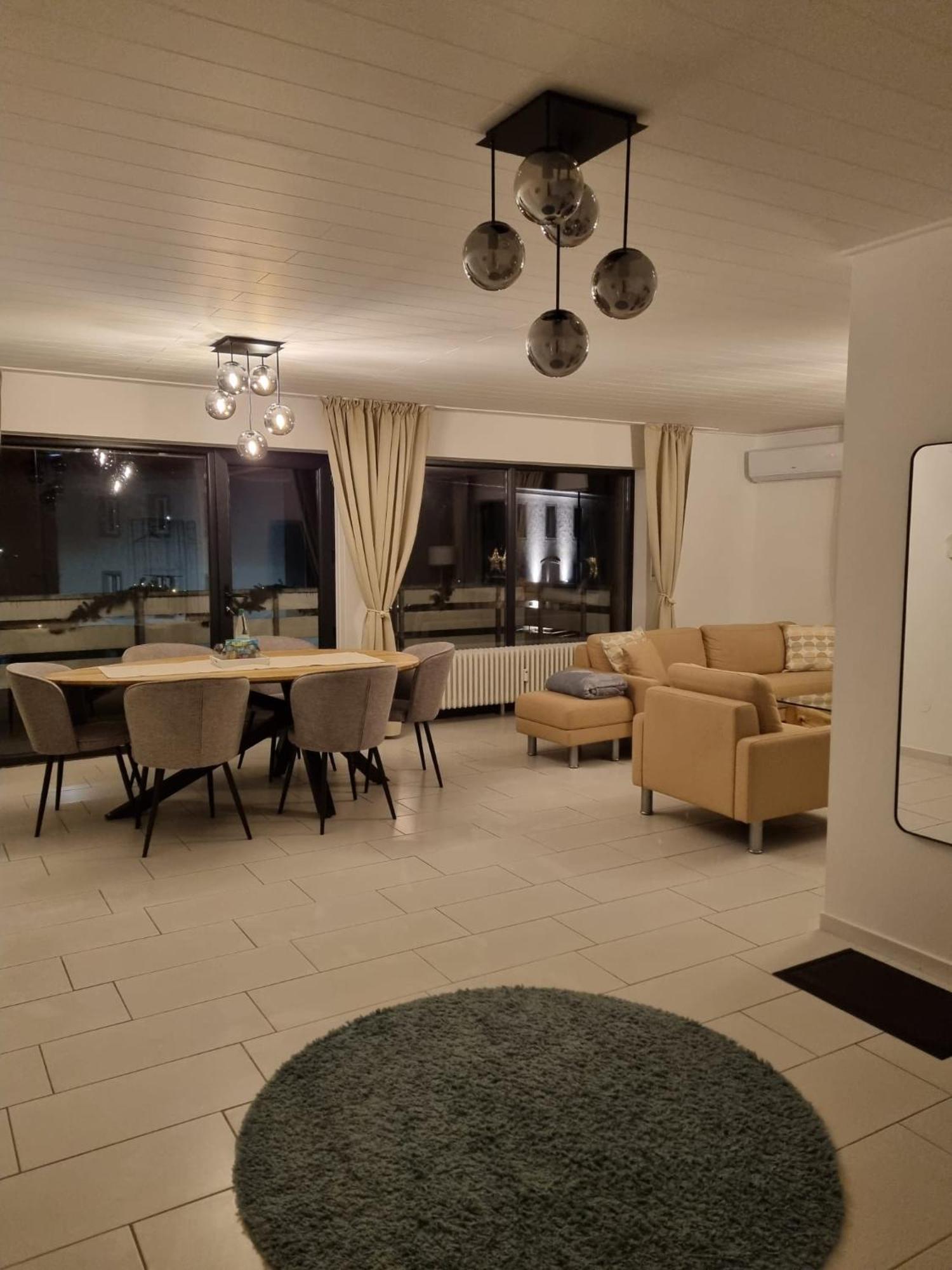 אמריך Ferienwohnung Am Rheinpark מראה חיצוני תמונה